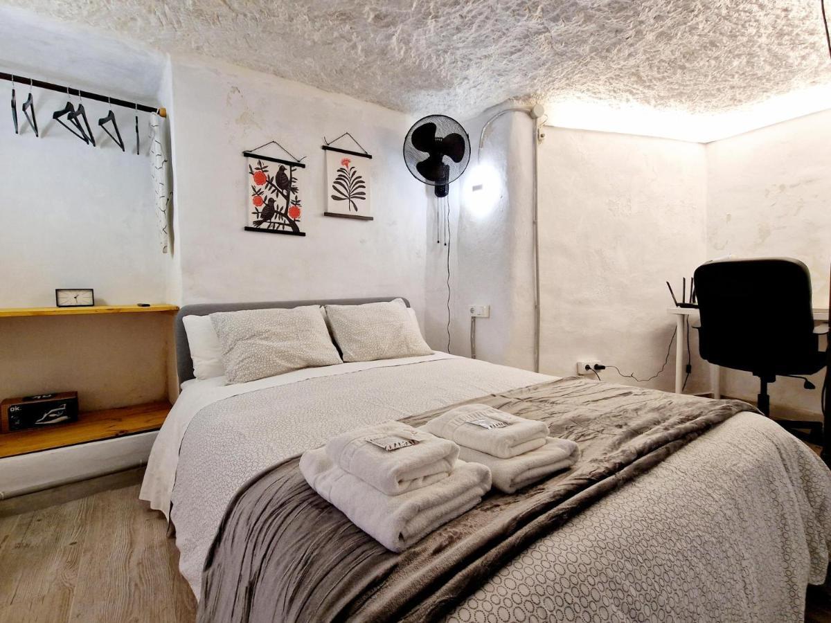 Apartamento Bonita Casa Cueva Con Jacuzzi Paterna Exterior foto