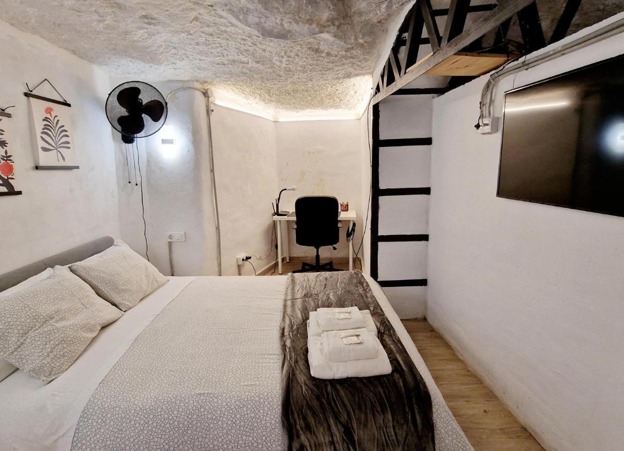 Apartamento Bonita Casa Cueva Con Jacuzzi Paterna Exterior foto