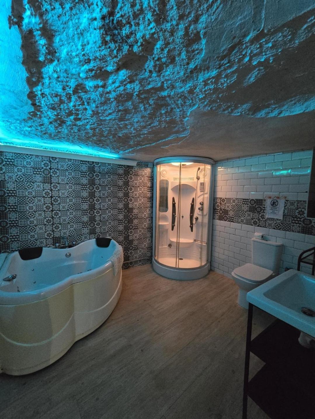 Apartamento Bonita Casa Cueva Con Jacuzzi Paterna Exterior foto